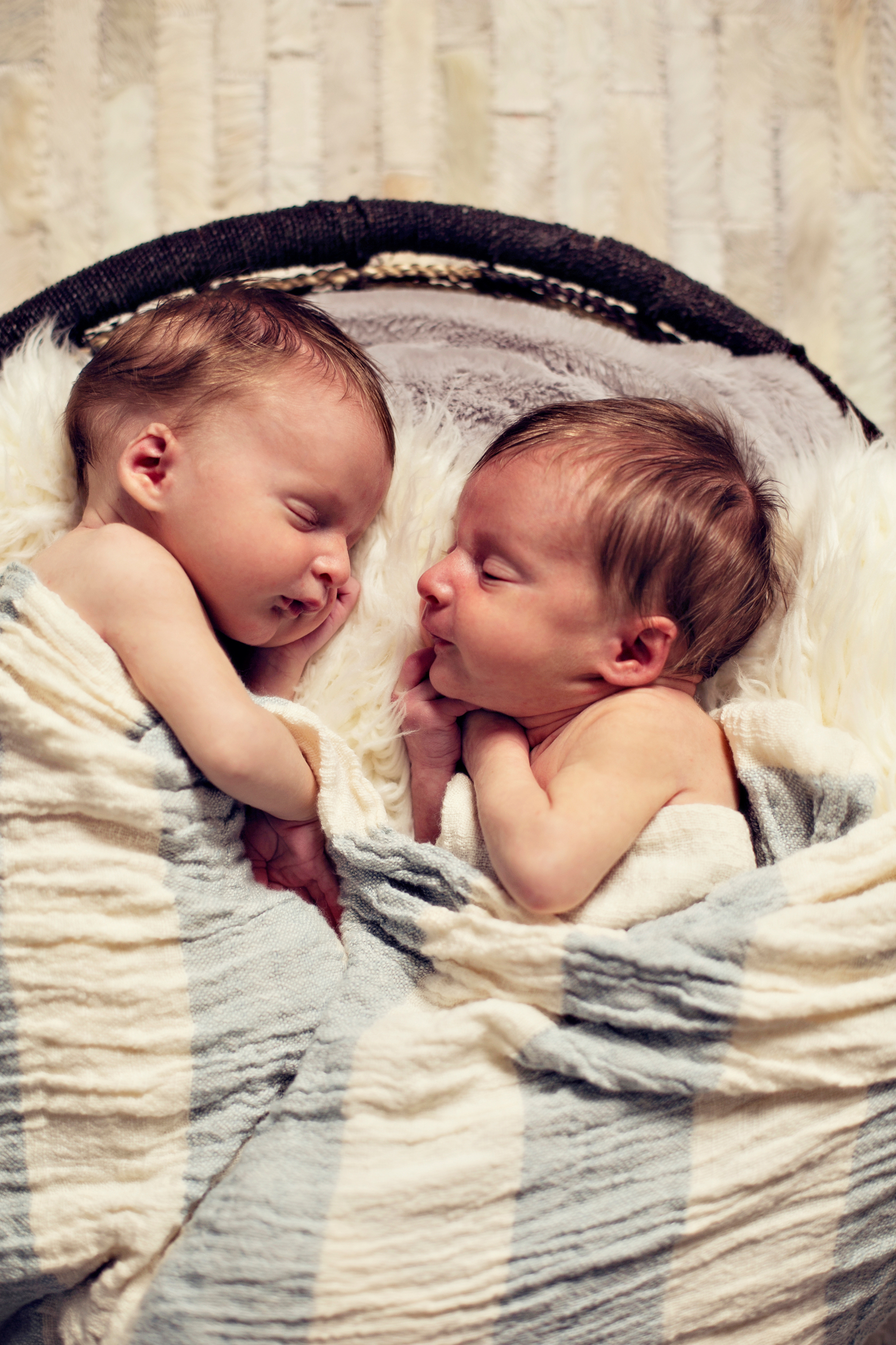 Twins_Newborn_18Days_AG_005